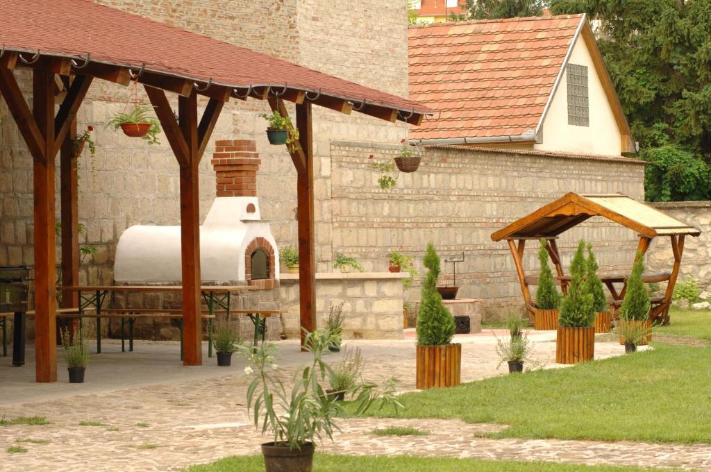 Eletfa Vendeghaz Hotel Eger Luaran gambar