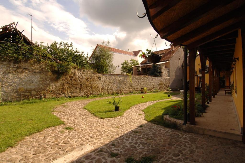 Eletfa Vendeghaz Hotel Eger Luaran gambar